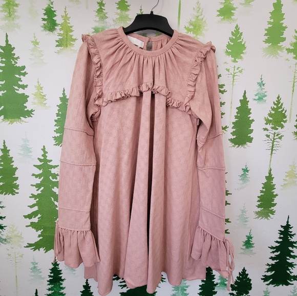 bianca bilati Dresses & Skirts - Bianca Balti Wonderland Maternity Dress Top.